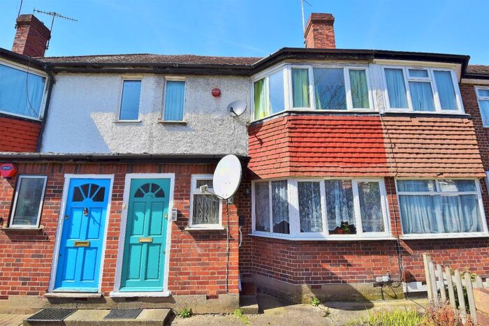 2 Bedroom Maisonette To Rent In Dudley Court, Lower Road, Harrow, Greater London, HA2