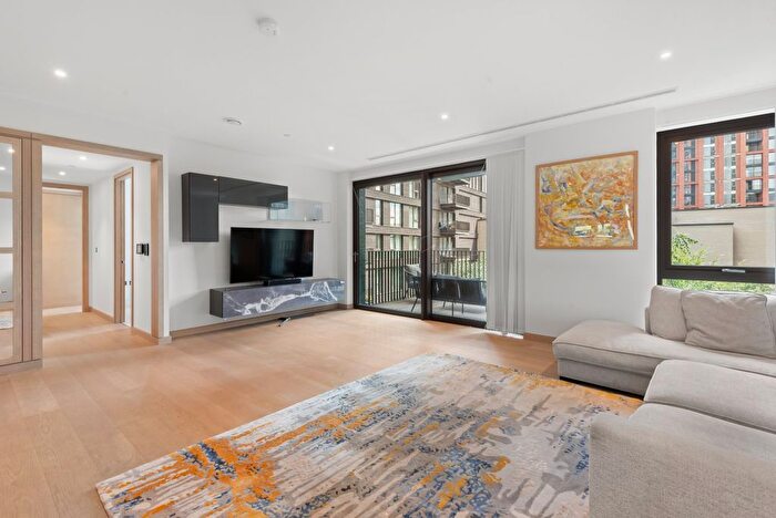 2 Bedroom Property To Rent In Viaduct Gardens, New Covent Garden, SW11