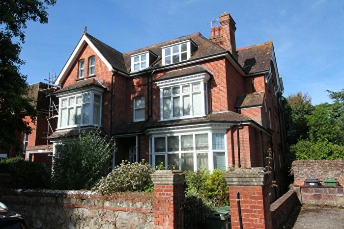 2 Bedroom Apartment For Sale In Grassington Road, Eastbourne, BN20