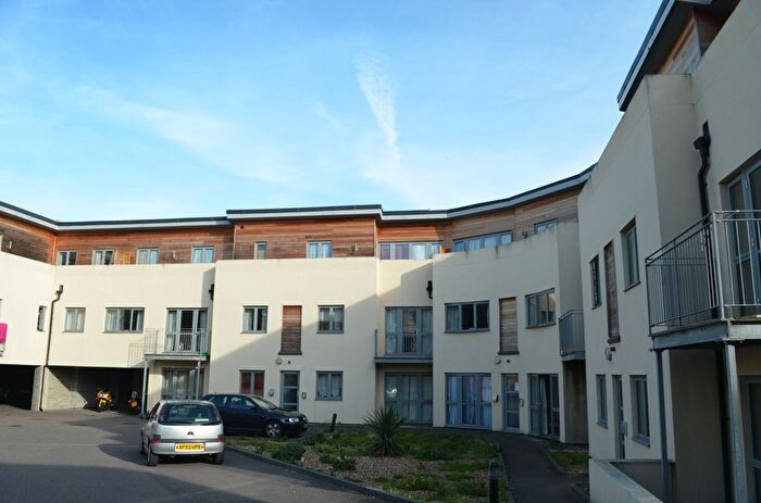 1 Bedroom Flat To Rent In Sea Court, Margate, CT9