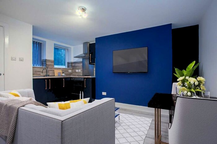 1 Bedroom Flat To Rent In Grosvenor Road, Newcastle, Staffordshire, ST5