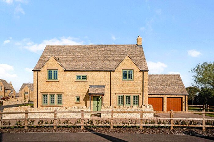 4 Bedroom Detached House For Sale In Henmarsh Way, Moreton-in-Marsh, Gloucestershire, GL56