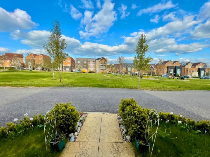 3 Bedroom Property To Rent In Grable Avenue, Oxley Park, Milton Keynes, MK4