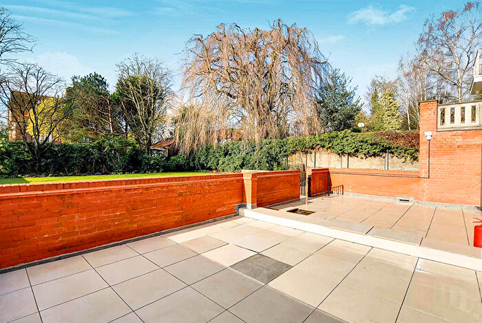 1 Bedroom Apartment To Rent In Fitzjohn's Avenue, London, NW3