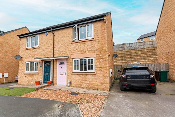 2 Bedroom Semi Detached House For Sale In Meadow Bank, Allerton, Bradford, West Yorkshire, BD15