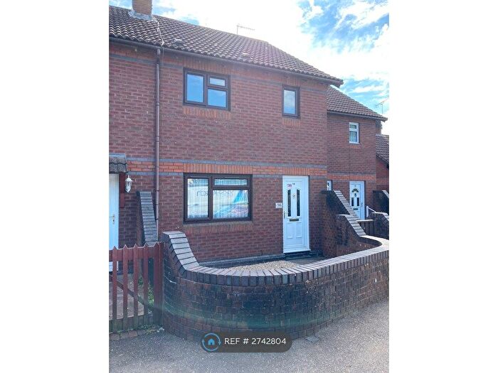 3 Bedroom Terraced House To Rent In Vaughan Rise, Exeter, EX1