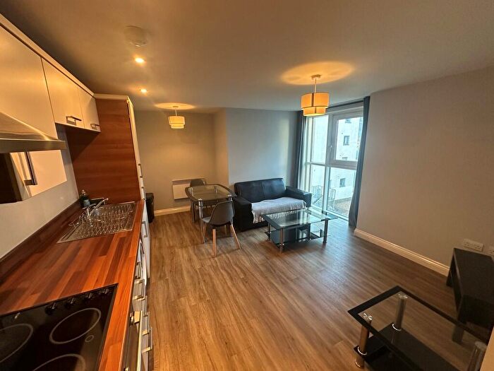 1 Bedroom Apartment To Rent In Belgrade Plaza Apartment, CV1