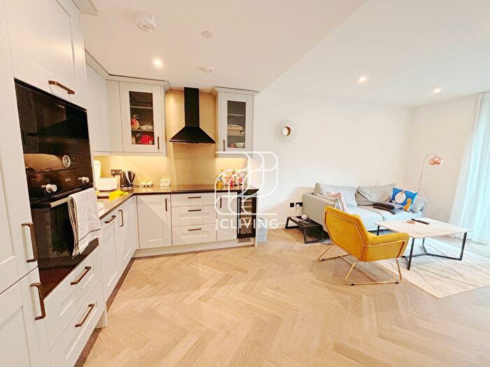 1 Bedroom Flat To Rent In Merino Gardens, London, E1W