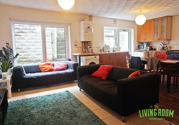 6 Bedroom Property To Rent In Jones Terrace, City Centre, Swansea, SA1