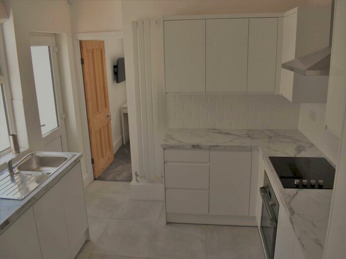 4 Bedroom House To Rent In Bruce Street, Cathays, Cardiff, CF24