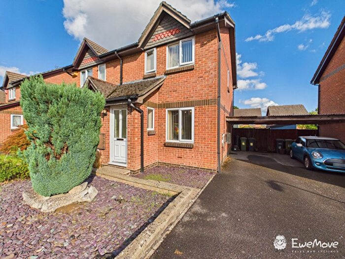 2 Bedroom Terraced House To Rent In Upper Barn Copse, Fair Oak, Eastleigh, Hampshire, SO50