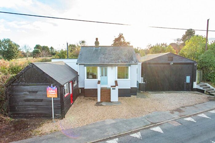 2 Bedroom Bungalow For Sale In Sandwich Road, Ash, Canterbury, Kent, CT3