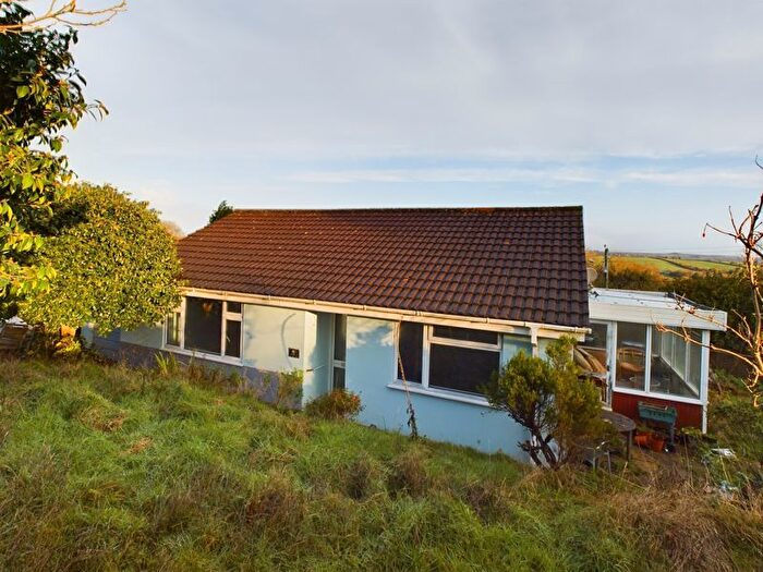 2 Bedroom Bungalow For Sale In Dingles Close, Ponsanooth, Truro, TR3