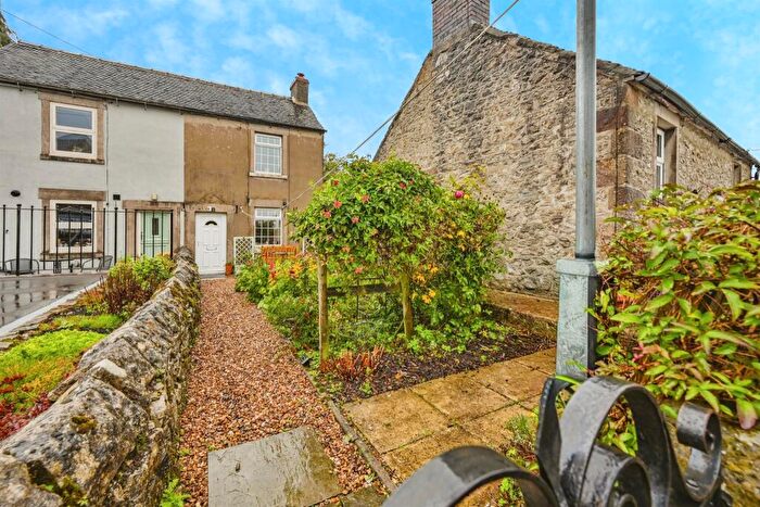 2 Bedroom Character Property For Sale In Water Lane, Middleton, Matlock, DE4