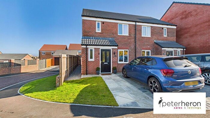 3 Bedroom Semi-Detached House For Sale In Ampleforth Crescent, Ryhope, Sunderland, SR2