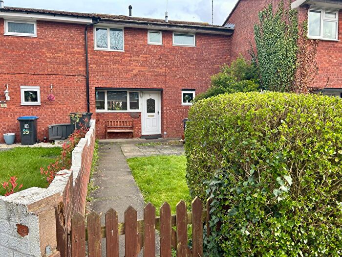 2 Bedroom Terraced House For Sale In Winters Way, Waltham Abbey, EN9