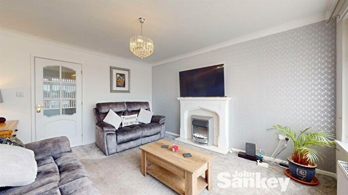 2 Bedroom Semi-Detached Bungalow For Sale In Gordondale Road, Mansfield, NG19