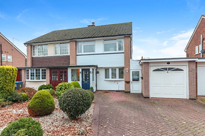 3 Bedroom Semi Detached House For Sale In Ullswater Road, Hemel Hempstead, HP3