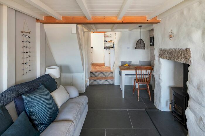 1 Bedroom Detached House For Sale In Saltponds, Mousehole, Cornwall, TR19