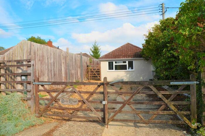 1 Bedroom Bungalow To Rent In The Avenue, Porton, Salisbury, SP4