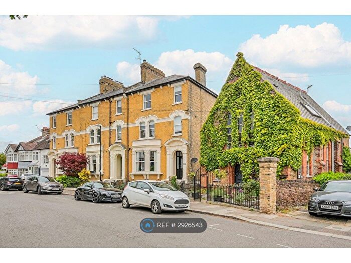 1 Bedroom Flat To Rent In Vicars Moor Lane, London, N21