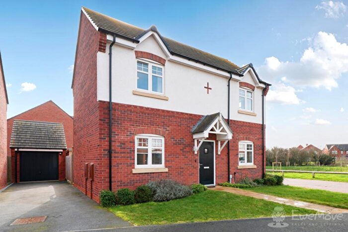 4 Bedroom Detached House For Sale In Potsford Road, Cawston, Rugby, CV22