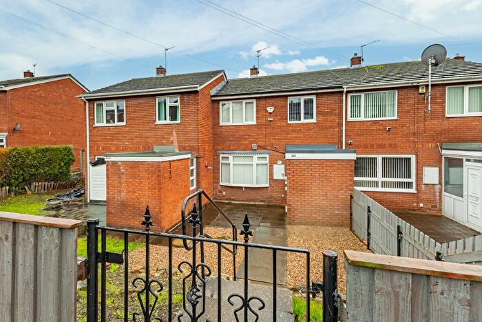 3 Bedroom Terraced House For Sale In Linton Road, Wakefield, WF1