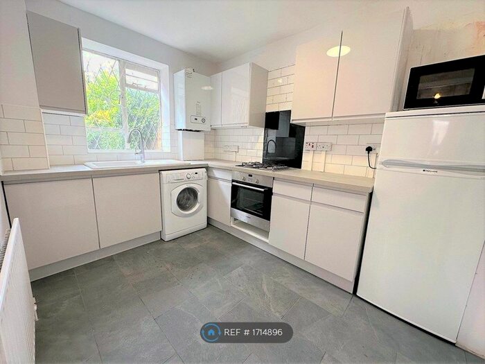 1 Bedroom Flat To Rent In Davoch Lodge, London, N1