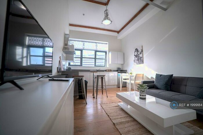 Studio To Rent In Guildford Street, Luton, LU1