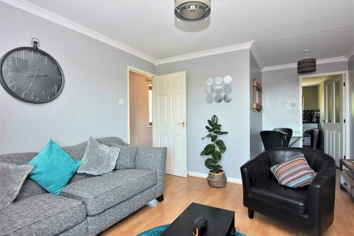 1 Bedroom Flat For Sale In Birch Close, Barrow-In-Furness, LA13