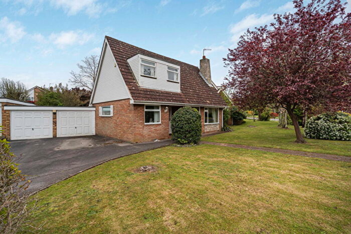 3 Bedroom Detached House For Sale In Collingwood Crescent, Boxgrove, GU1