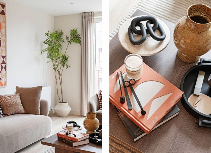 2 Bedroom Flat To Rent In Pearl Yard, Bermondsey, London, SE16