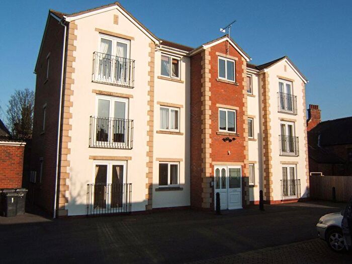 2 Bedroom Flat To Rent In Duke Street, Trowbridge, BA14