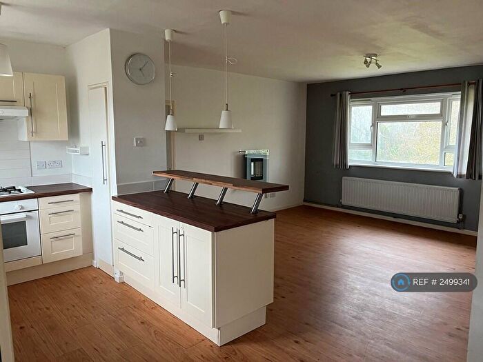 2 Bedroom Flat To Rent In Orlescote Road, Coventry, CV4