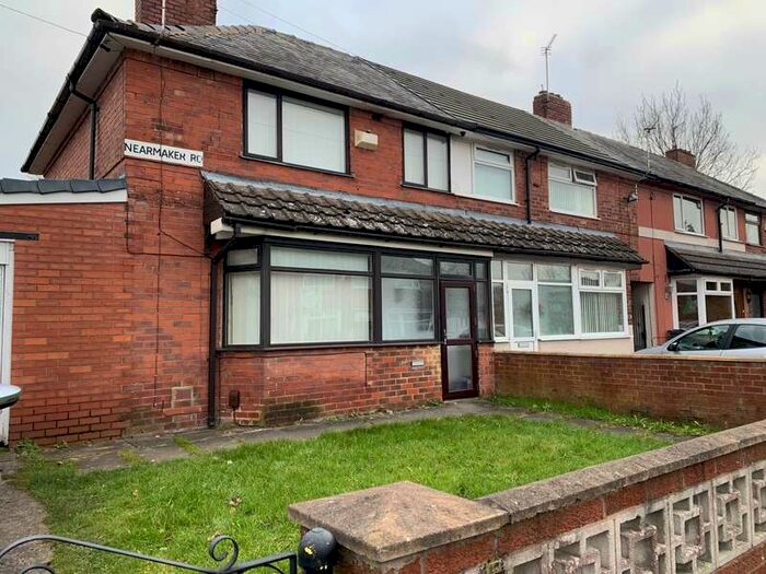 3 Bedroom End Of Terrace House To Rent In Nearmaker Road, Manchester, M22
