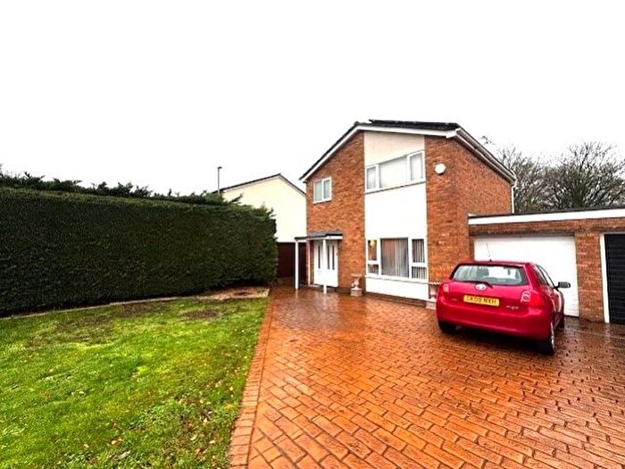 3 Bedroom Terraced House To Rent In St. Johns Drive, Carterton, OX18