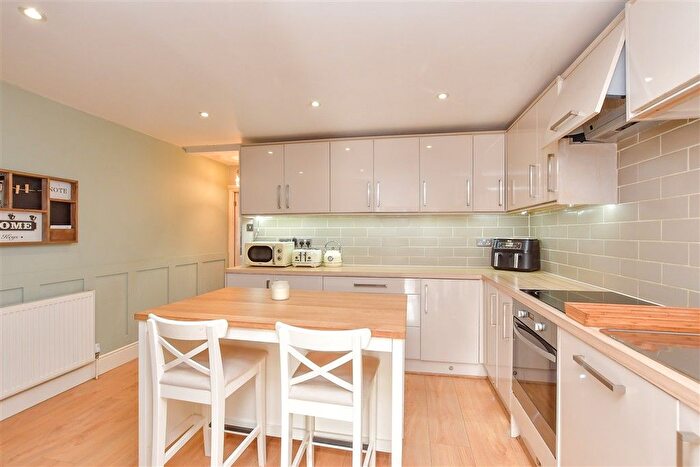2 Bedroom Terraced House For Sale In Skinner Street, Gillingham, Kent, ME7