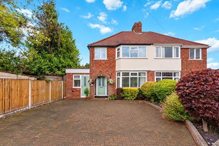 3 Bedroom Semi Detached House For Sale In Broadway, Shirley, Solihull, B90