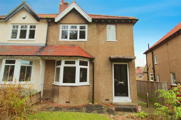 3 Bedroom Semi-Detached House For Sale In Riding Mill, NE44