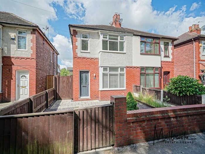 3 Bedroom Semi Detached House To Rent In Flapper Fold Lane, Atherton, M46