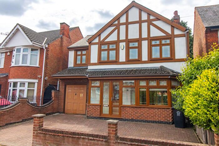 4 Bedroom Detached House For Sale In Meredith Road, Leicester, LE3