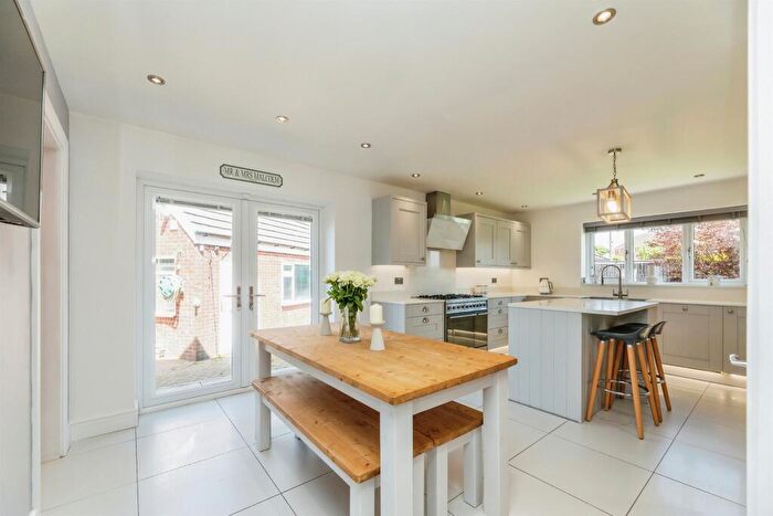 4 Bedroom Detached House For Sale In Coronation Drive, Birdwell, Barnsley, S70