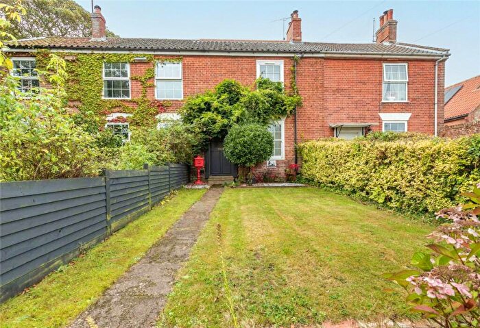 2 Bedroom Terraced House For Sale In Back Street, Mundesley, Norwich, Norfolk, NR11