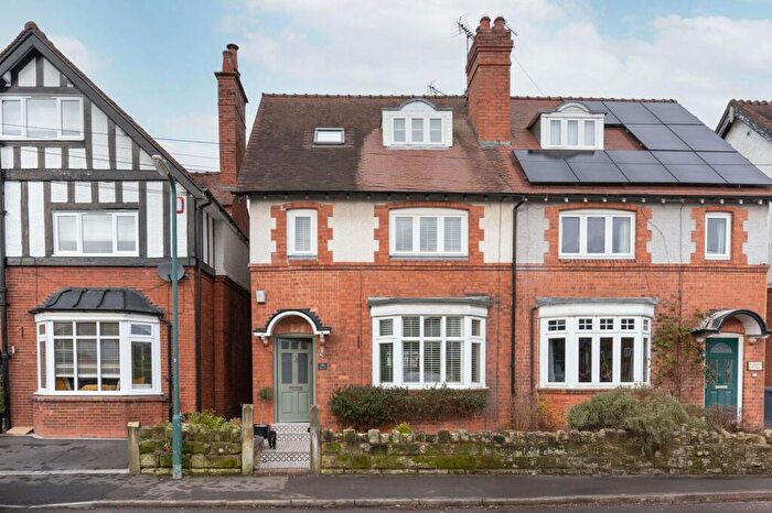 4 Bedroom Semi-Detached House For Sale In Sandhills Lane, Barnt Green, B45