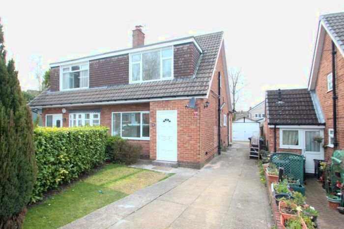 3 Bedroom Semi-Detached House To Rent In Primley Park Drive, LS17