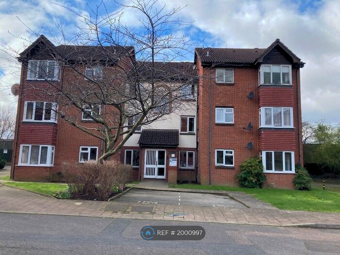 Studio To Rent In Sterling Gardens, London, SE14