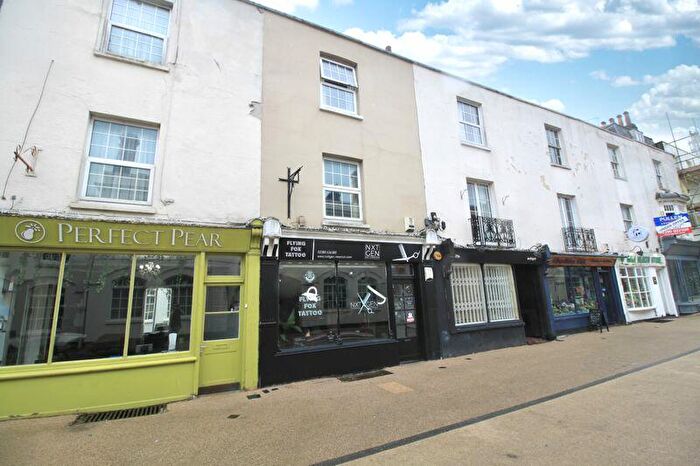 4 Bedroom Maisonette To Rent In Carlton Place, Bedford Place, SO15