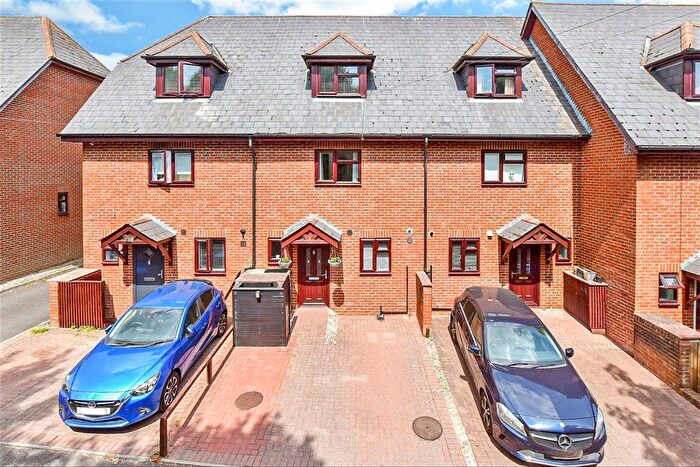 3 Bedroom Terraced House For Sale In Cow Lane, Dover, Kent, CT17