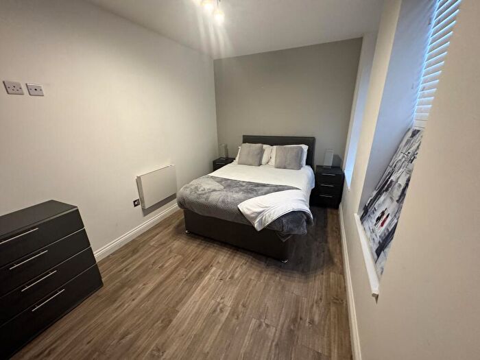 1 Bedroom Apartment To Rent In Mint Drive -jewellery Quarter - Birmingham, B18
