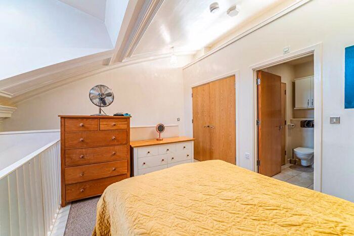 1 Bedroom Flat For Sale In Knightstone Causeway, Weston Super Mare - No Onward Chain, BS23